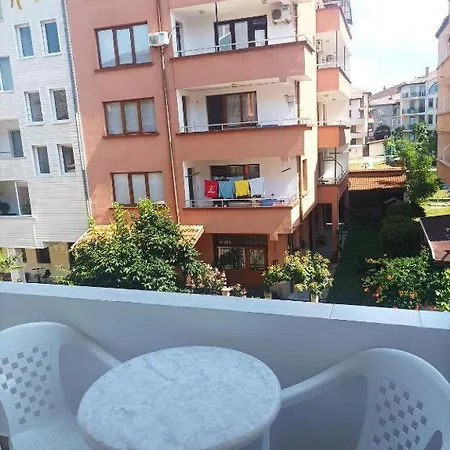 Family Magnolia Ii - Summer Hotel